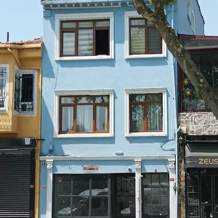 Retro & Wood Apartment *